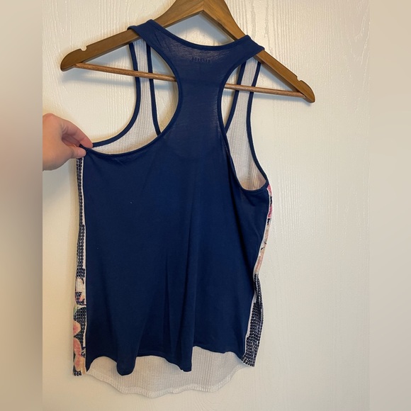 Express XS Dream weight Cotton Tank Top - Picture 4 of 5